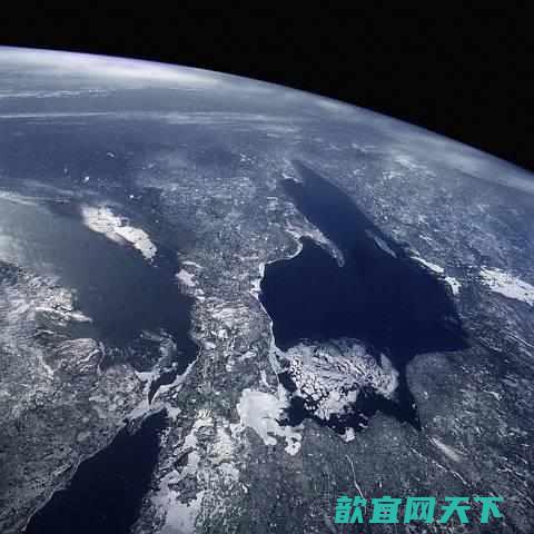 世界上最大的淡水湖（苏必利尔湖）