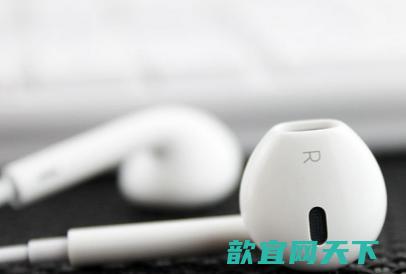 耳机进水后声音变小了 耳机进水自动减音量